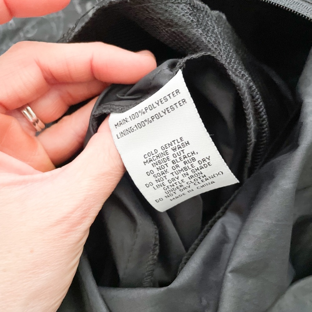 NWT- CULTURE KINGS unisex duplex windbreaker backpack jacket - Picture 13 of 16